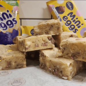 Mini Egg Blondie
